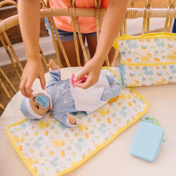 🆕 Baby Doll Play Set Yellow Love Travel Time Diaper Bag Bottle Accessories Kids - Picture 7 of 8